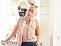 Artis yang Jadi PNS, Siapa Saja?