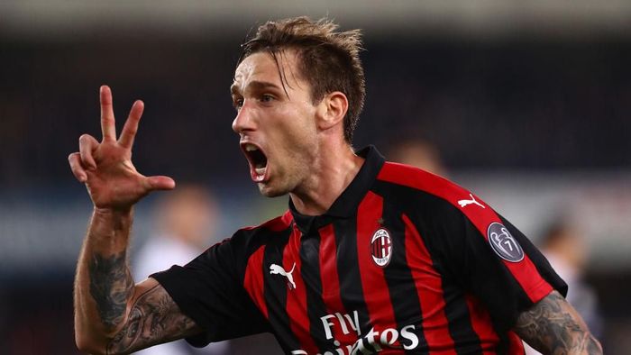 Gelandang AC Milan Lucas Biglia. (Foto: Marco Luzzani/Getty Images) Gelandang AC Milan Lucas Biglia. (Foto: Marco Luzzani/Getty Images)