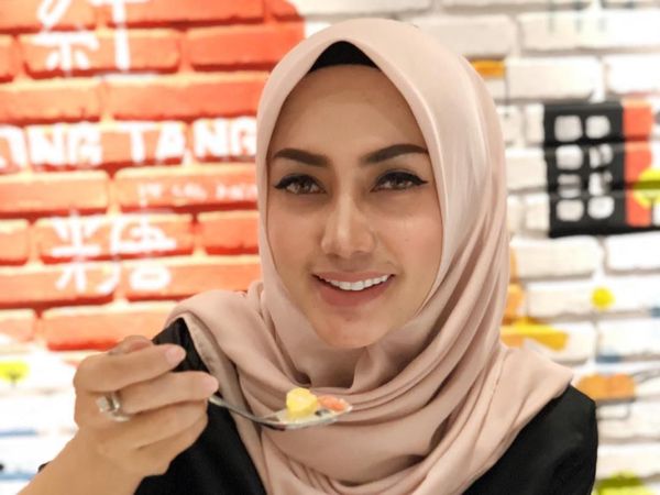 Disebut Mirip Millen Cyrus, Ini Gaya Kulineran Lita MasterChef yang Kekinian