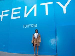 Rihanna Dinobatkan Jadi Penyanyi Perempuan Terkaya di Dunia