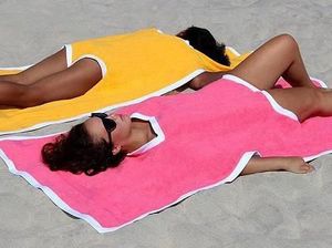 Viral Towelkini, Handuk Sekaligus Bikini yang Jadi Ejekan Netizen