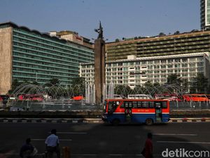 Lalin di Kawasan Bundaran HI Berangsur Normal