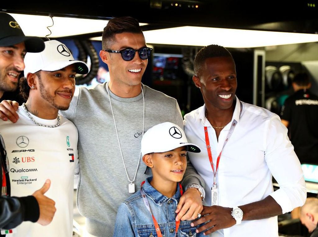 Saat Ronaldo dan Keluarganya Geruduk Paddock Mercedes di GP Monako