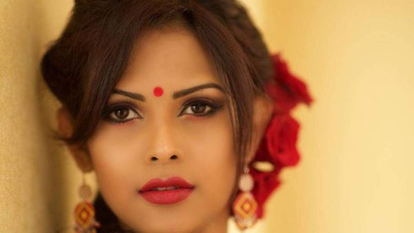 Sosok Miss Earth Muslim yang Diintimidasi Netizen karena Eksis Jadi Model