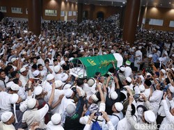 100 Hari Kepergian Ustaz Arifin Ilham