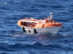 Penumpang Lompat dari Kapal Pesiar, Untung Masih Bisa Ditolong