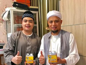 Respons Anak Mendiang Arifin Ilham Soal Nyaman Atau Tidak Dipanggil Ustaz