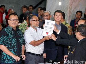 Sederet Link Berita Dijadikan Bukti Kecurangan Pilpres 2019 Sederet Link Berita Dijadikan Bukti Kecurangan Pilpres 2019