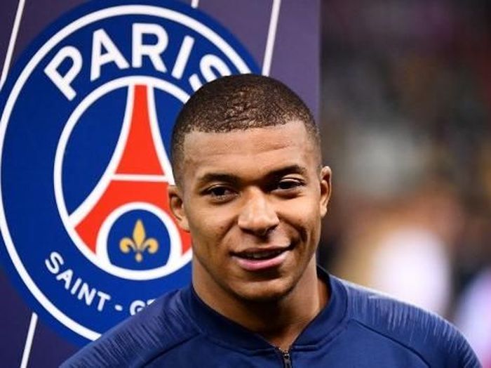 Kylian Mbappe jadi top skor Liga Prancis (FRANCK FIFE / AFP)