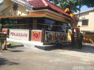 Warga Dengar Rentetan Tembakan, Tapi Tak Berani Keluar Rumah Warga Dengar Rentetan Tembakan, Tapi Tak Berani Keluar Rumah
