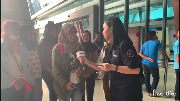 EXO-L di Bandara Soekarno Hatta