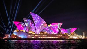 Terpukau Keindahan Warna-warni Cahaya di Vivid Sydney 2019