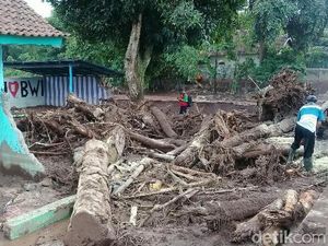 BPBD Banyuwangi Imbau Pemudik Waspadai Jalur Rawan Bencana