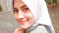 Silvia Anggraini Si Cantik Berhijab yang Akrab dengan Aliando