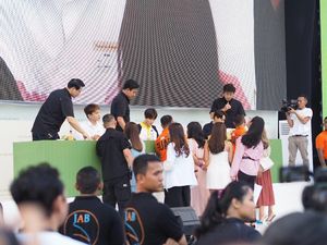 Kejutan! Kado EXO-L untuk Suho di Fanmeeting Jakarta