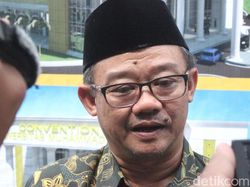 Isu Reshuffle Menguat, Abdul Muti Tak Mau Berandai-andai