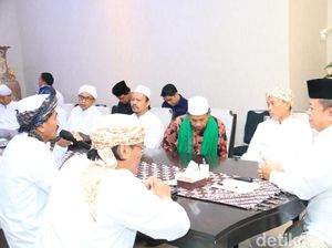Polsek Tambelangan Dibakar, Ini Hasil Pertemuan Ulama dan Kapolda Jatim Polsek Tambelangan Dibakar, Ini Hasil Pertemuan Ulama dan Kapolda Jatim