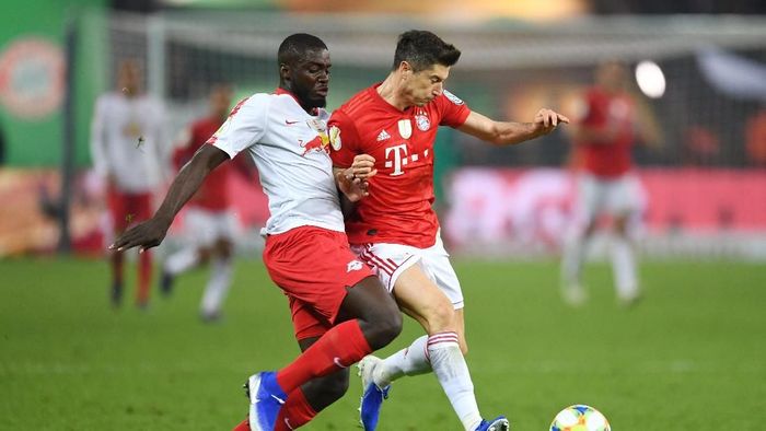 Bayern Munich juara DFB Pokal. (Foto: Andreas Gebert/REUTERS)