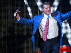 Dari Pegulat Hingga Pembalap, Ini 5 Atlet Terkaya di Dunia