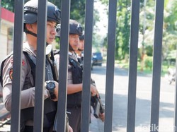 Sehari Pasca Penembakan, Garis Polisi di Mako Brimob Purwokerto Dilepas