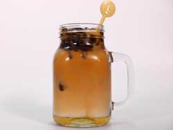 Minum Thai Jelly Tea Kekinian untuk Berbuka
