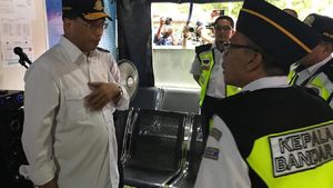 Menhub Tekankan Keselamatan Saat Kunjungi Kumai