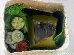 Nikmatnya Nasi Besek Bondowoso, Cocok Disantap Saat Lebaran