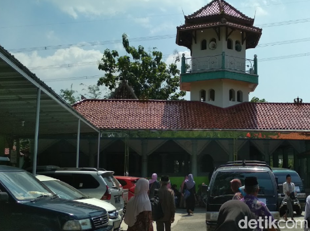 Masjid Pangeran Purbaya Tegal, Konon Dibangun dalam Waktu Semalam