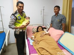 Kisah Polantas Selamatkan Ibu Hamil yang Terjebak Macet di Pekanbaru