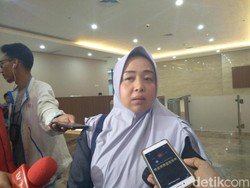Tiba di Bareskrim, Istri Bawakan Obat untuk Mustofa Nahrawardaya