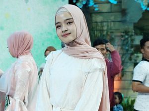 Alumni Sunsilk Hijab Hunt Takjub Melihat Bakat 10 Finalis di Panggung Alumni Sunsilk Hijab Hunt Takjub Melihat Bakat 10 Finalis di Panggung