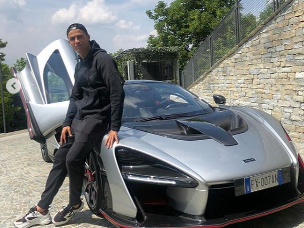 Cristiano Ronaldo Pamer Mobil Buas Baru Cristiano Ronaldo Pamer Mobil Buas Baru