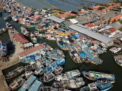 Jelang Lebaran, Nelayan di Indramayu Libur Melaut