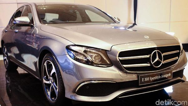 Punya Daleman Baru Mercedes-Benz Resmi Kenalkan E-Class