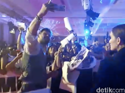 Menikmati Chris Hemsworth Bicara Bahasa Indonesia