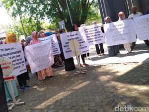 Dosen dan Karyawan Undar Jombang Tuntut Gaji 7 Bulan Belum Dibayar