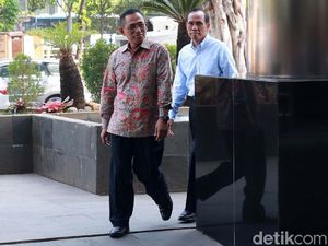 2 Pejabat PLN Diperiksa dalam Kasus Sofyan Basir