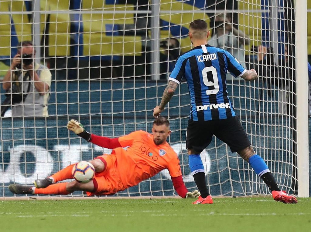 Pembelaan Wanda untuk Icardi: Messi dan Ronaldo Pernah Gagal Penalti Pembelaan Wanda untuk Icardi: Messi dan Ronaldo Pernah Gagal Penalti