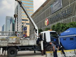 Sore Ini, Jalan MH Thamrin Mulai Dibuka