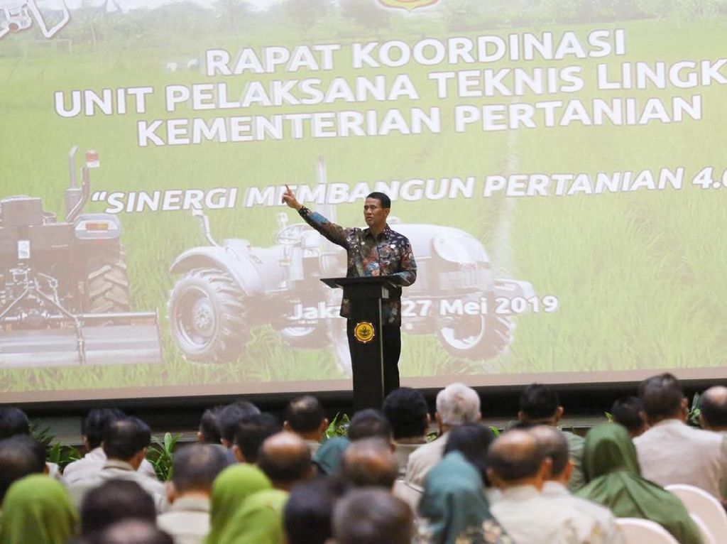 Mentan Minta Jajarannya Bangun Lahan Tidur Berbasis Pertanian 4.0 Mentan Minta Jajarannya Bangun Lahan Tidur Berbasis Pertanian 4.0