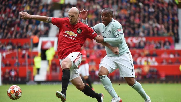 Jaap Stam, tangguh di usia 46 tahun. (Foto: Nathan Stirk/Getty Images)