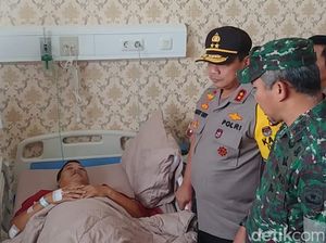 Kapolda Metro dan Pangdam Jaya Jenguk Anggota Korban Rusuh 21-22 Mei