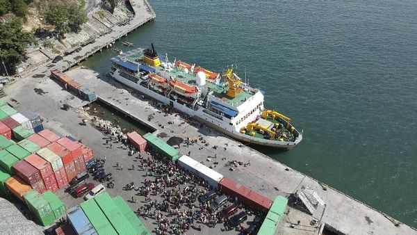 Intip Arus Keberangkatan Pemudik di Pelabuhan Gorontalo