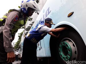 Dishub Sleman Cek Bus Angkutan Lebaran di Terminal Jombor Dishub Sleman Cek Bus Angkutan Lebaran di Terminal Jombor