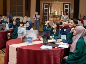 Melihat Keseruan Final Kompetisi Menulis di Jogja