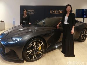 Aston Martin DBS Superleggera Tampil Seksi di Indonesia Aston Martin DBS Superleggera Tampil Seksi di Indonesia