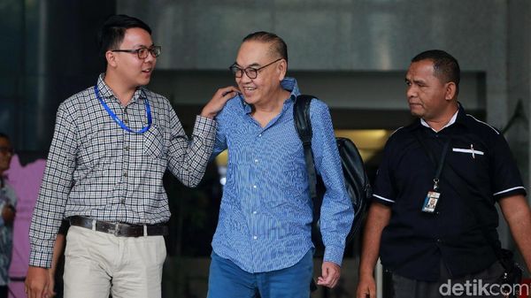 Johannes Kotjo Tinggalkan KPK Usai Diperiksa