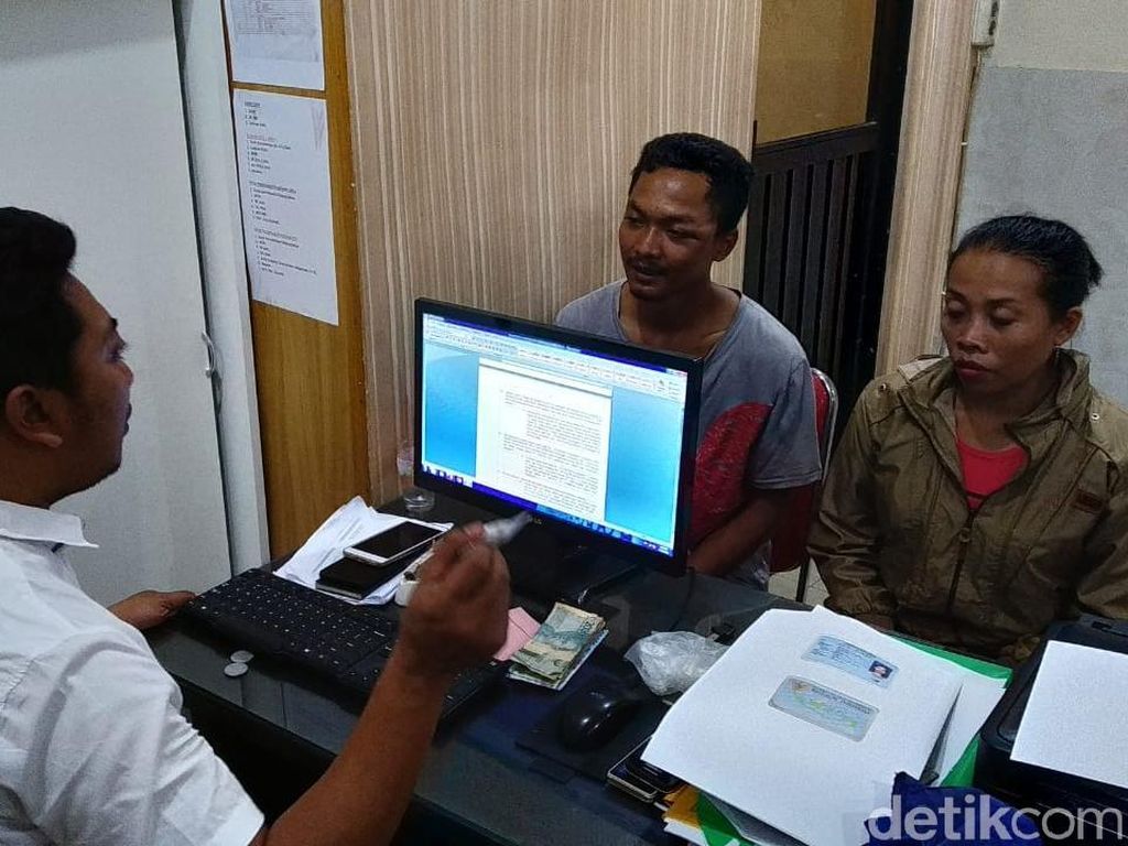 Pasutri Ini Rampok Nenek 74 Tahun, Korban Disekap dan Dipukuli Pasutri Ini Rampok Nenek 74 Tahun, Korban Disekap dan Dipukuli