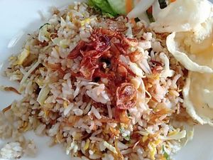 Tambah Semangat! Makan Sahur Pakai Nasi Goreng Ikan Asin yang Sedap Tambah Semangat! Makan Sahur Pakai Nasi Goreng Ikan Asin yang Sedap