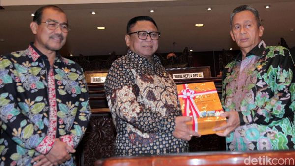 DPD Gelar Paripurna Laporan BPK 2019